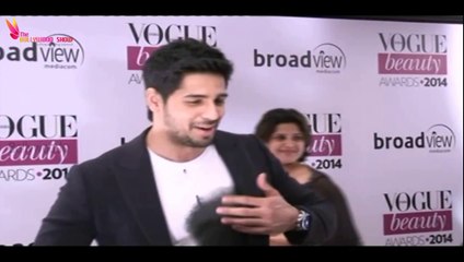 Vogue Beauty Awards 2014 PART 1 | Parineeti Chopra, Sidharth Malhotra