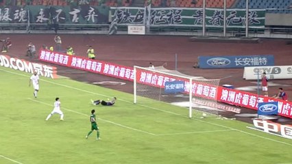 Cina, Davy Angan fa tutto da solo