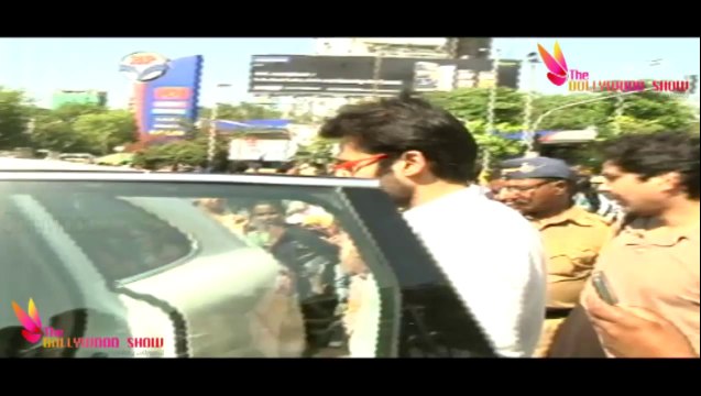 Youngistaan | Neha Sharma & Jackky Bhagnani Visit Siddhivinayak To Seek Blessings !