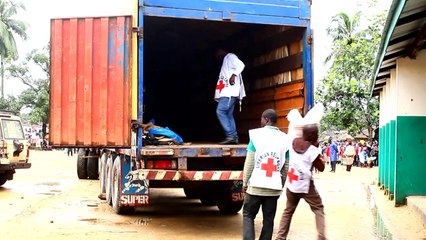 Mortes por Ebola sobem para 1.900