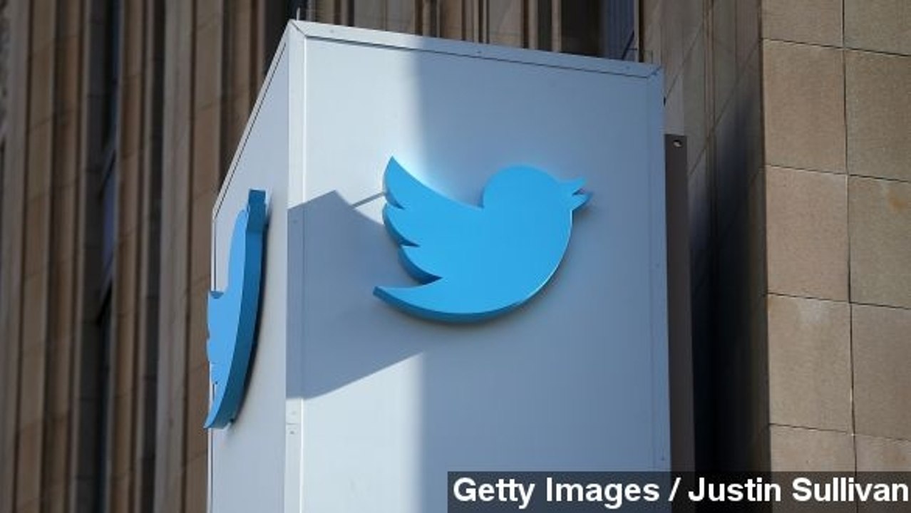 Twitter Is Paying Hackers To Find Bugs