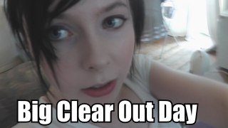 Big Clear Out Day | Daily Life Vlog