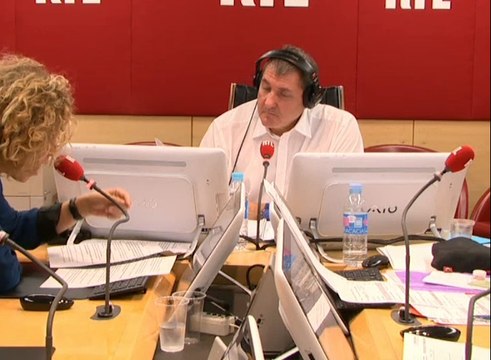 Alba Ventura : Le livre de Trierweiler est un plomb de plus pour Hollande