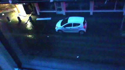 violent robbery of an ATM, criminals use explosives to enter the vault of the moneymachine - (RisingFormuli1)