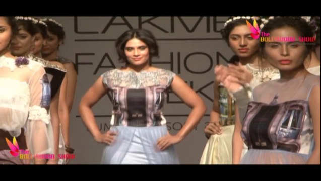 Richa Chadda Sizzle on Ramp | Lakmé Fashion Week 2014