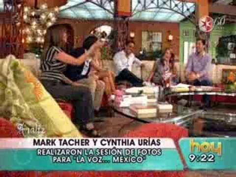 Sesión de fotos de Mark Tacher y Cynthia Urias, para La Voz México