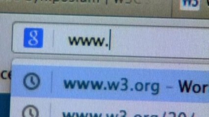 Online security debate after celebrity hacking scandal