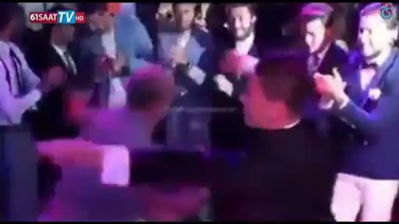 TRABZONSPORLU FUTBOLCULARDAN KOLBASTI SOV