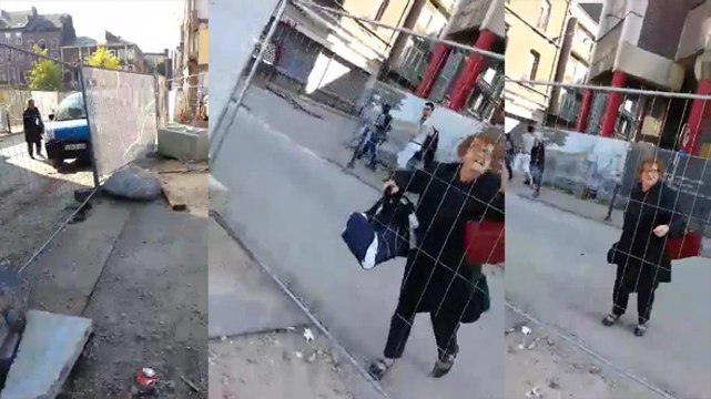 La vieille folle de Charleroi et le chef de chantier