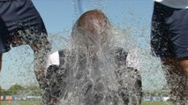 Ice bucket challenge : Souleymane Camara ne craint pas l'eau froide