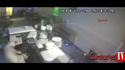 İşe başlamadan kasayı soyup kaçtı