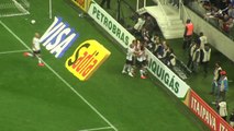 Renato Augusto explica lance do primeiro gol do Timão