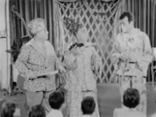 İsmail Dümbüllü, Vahi Öz, Sadri Alışık | Soytarı