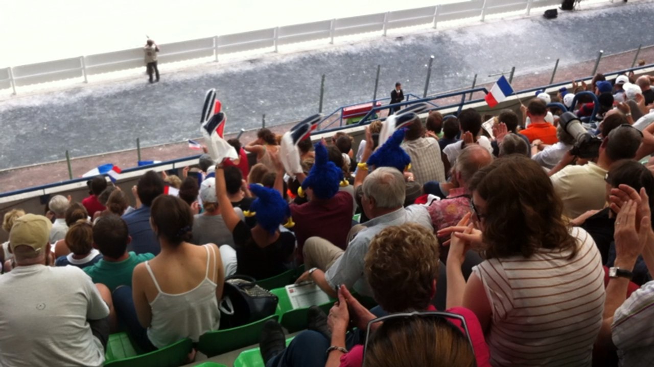 Sauts d'obstacles : les supporters vibrent