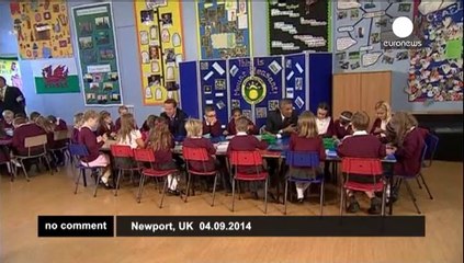 Cameron and Obama go back to school