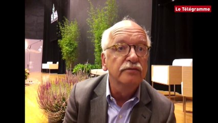 Saint-Pol-de-Léon (29). L'Académicien Erik Orsenna fait une déclaration d'amour aux plantes