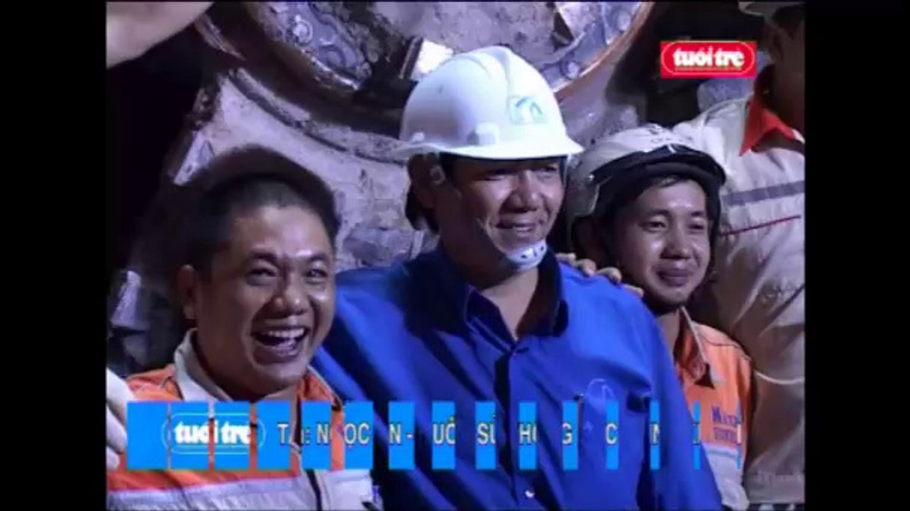 Lắp đặt thành công 410m cống dưới đáy sông Sài Gòn