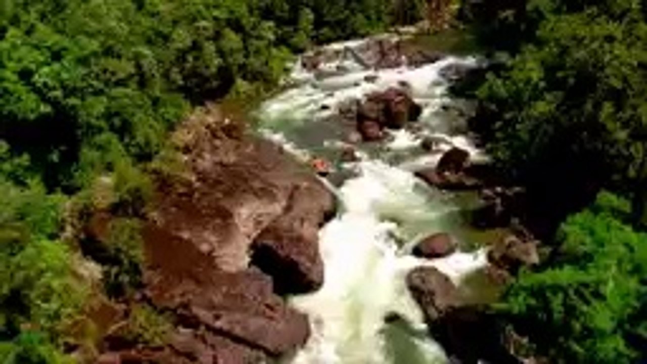 Cairns- The Gateway to the Great Barrier Reef - YouTube
