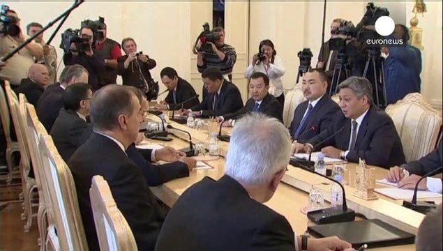 Ucraina: Lavrov, gli Stati Uniti sostengono i falchi di Kiev