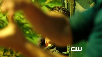 Arrow - saison 3 - nouvelle bande-annonce - "High Speed ChaseTrailer"