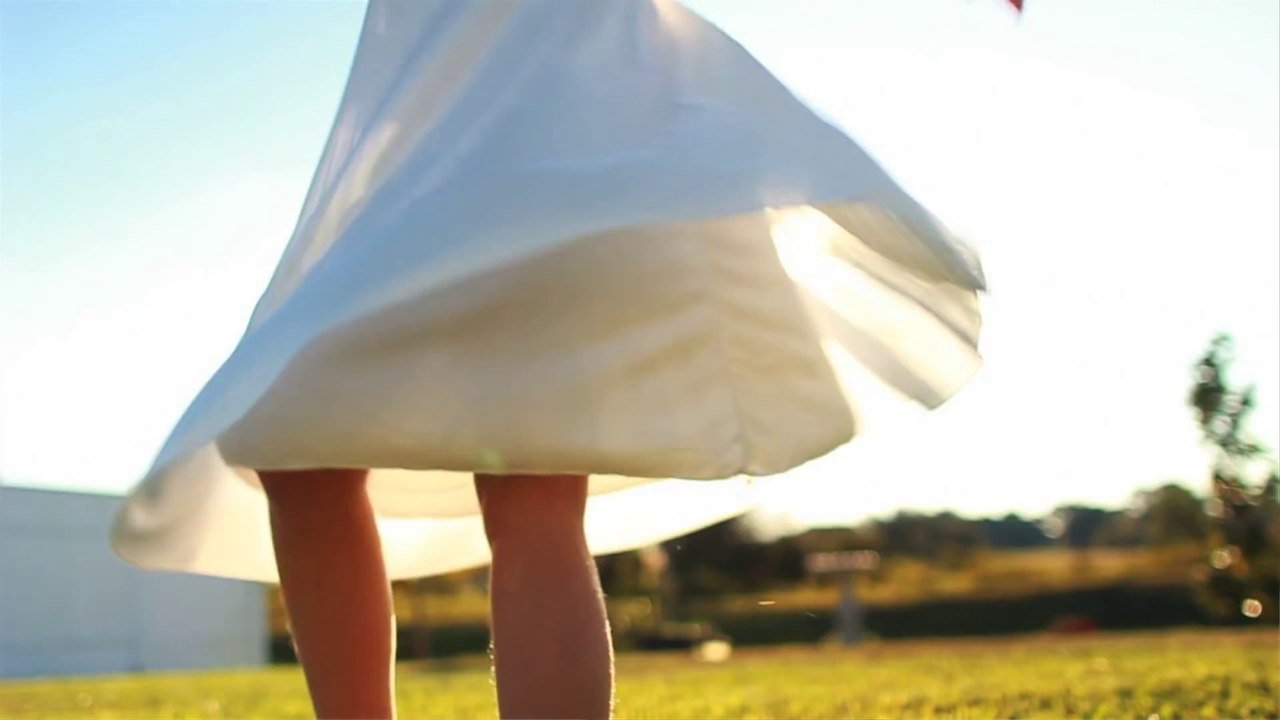 Histoire émouvante d'une petite fille touchée par une tumeur au cerveau!
