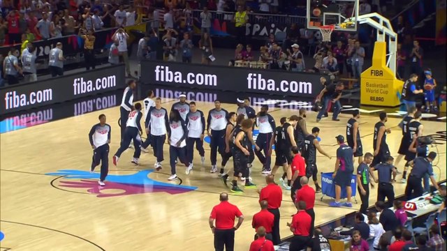 Epic Basket-ball moment : The Tall Blacks do their famous Haka ahead of their game against the USA.