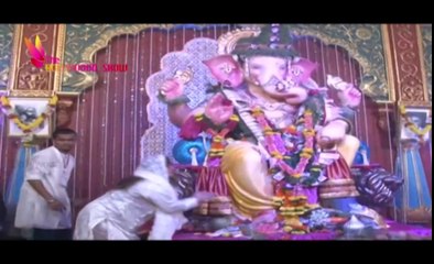 Bollywood Celeb's Attend | Andheri Cha Raja