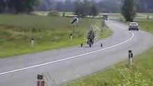 St.Veit.26.06.04.Trike_Strasse512