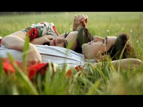 BİR SEN VARSIN AKLIMDA