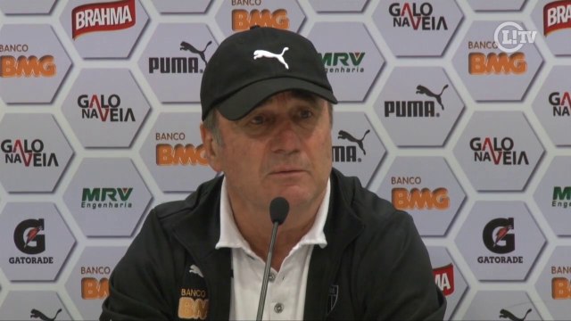 Levir Culpi elogia Luan e critica troca-troca de técnicos