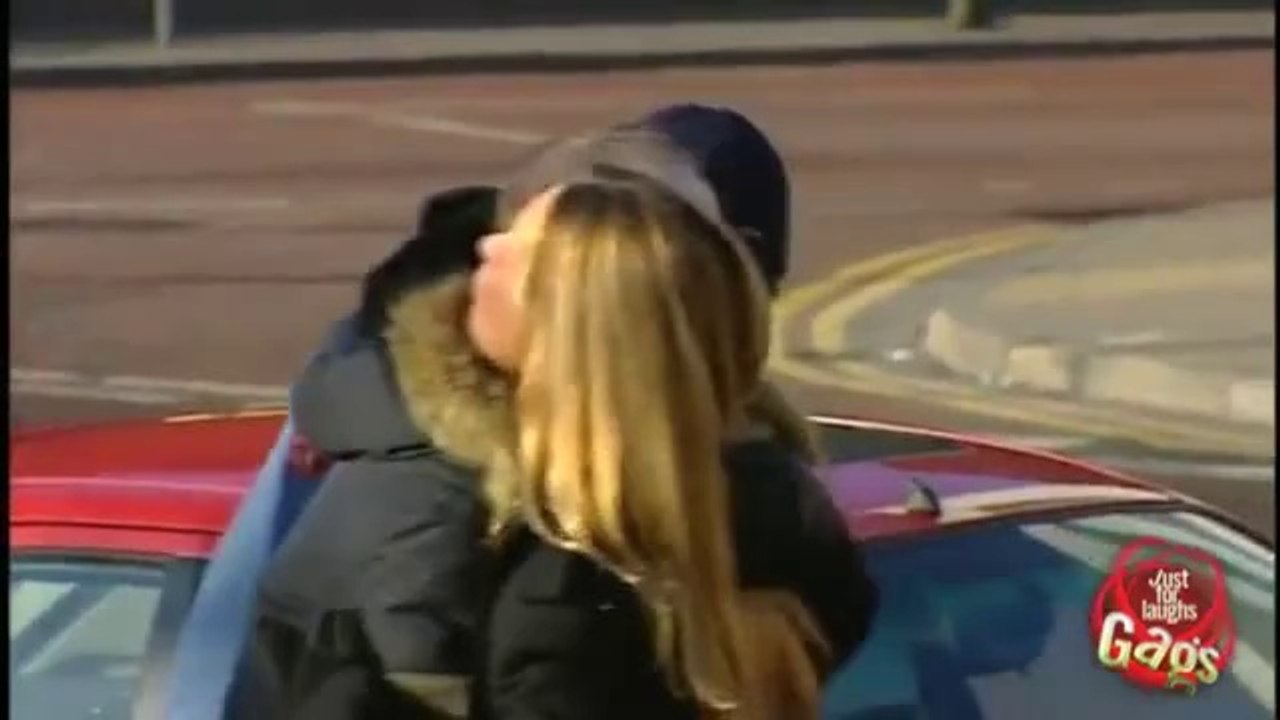 Awkward Encounter_Funny Sexy Cam Gag Laugh Prank