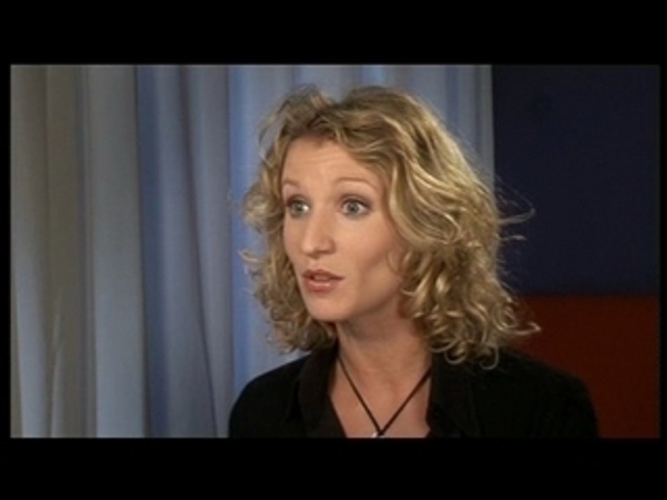 ALEXANDRA LAMY VOTER