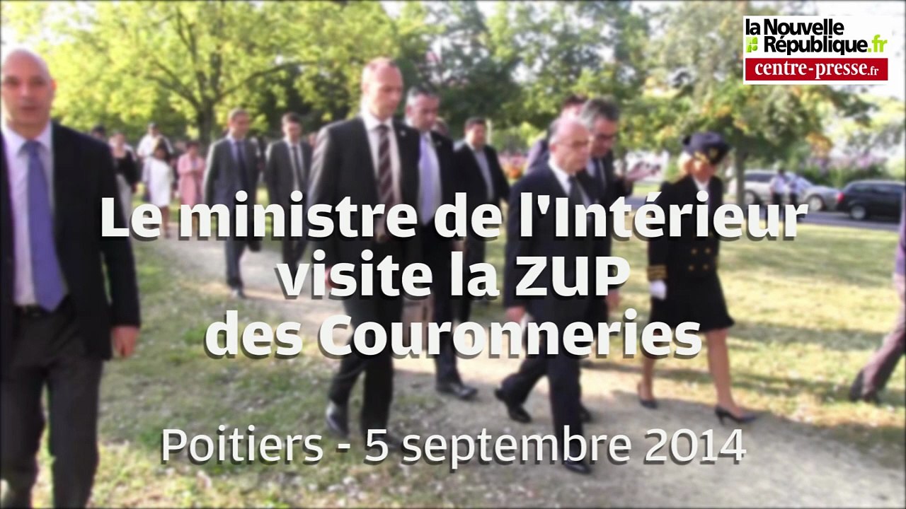 VIDEO. Poitiers : le ministre de l'Intérieur a visité la ZUP des Couronneries