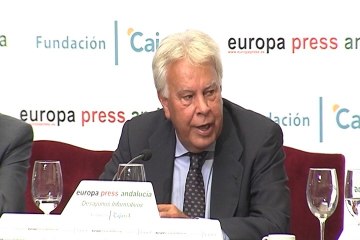 González hizo posible una reunión entre Rajoy y Mas