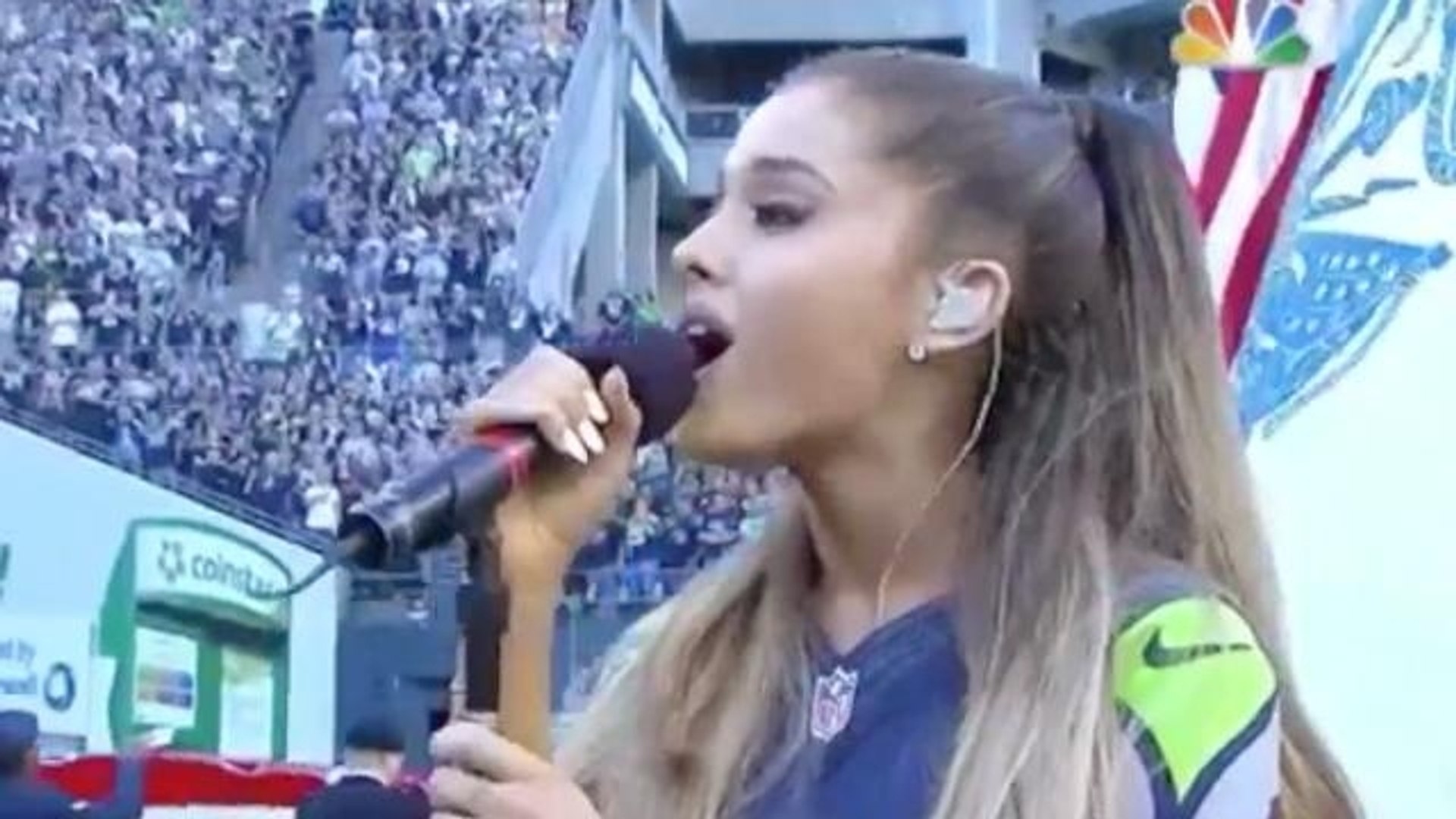 Ariana Grande Performs National Anthem At NFL Season Opener - Directlyrics