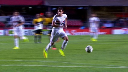 Lucky Kaka scores pinball goal