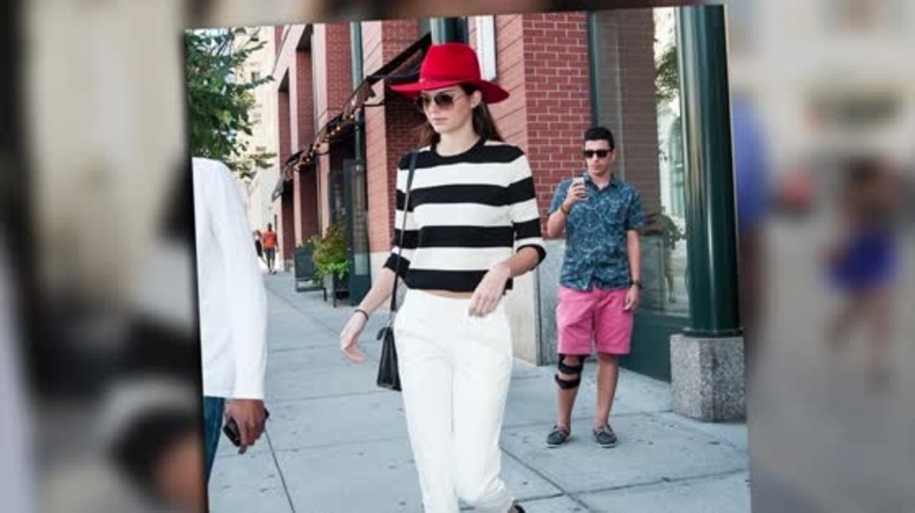 Kendall jenner sieht immer wie ein modell aus