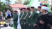 Sırbistan'ın Novi Pazar Kentindeki Anma Töreninde Yeşil Üniformalı ve Fesli Gençler Yürüdü