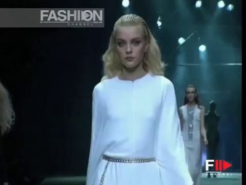 Alexander McQueen Spring Summer 2006 Paris 2 of 3 by Fashion Channel