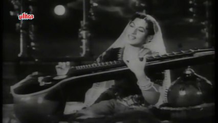 Chanda Chamke Neel Gagan Mein - Lata Mangeshkar, Bahut Din Huwe Song