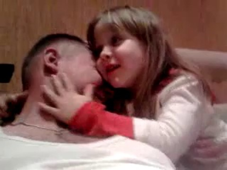 Девочки вот так надо любить своих пап