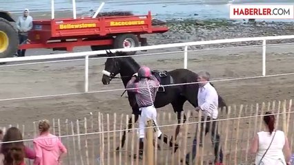 Çılgına Dönen Yarış Atı Sahibini Üstünden Attı