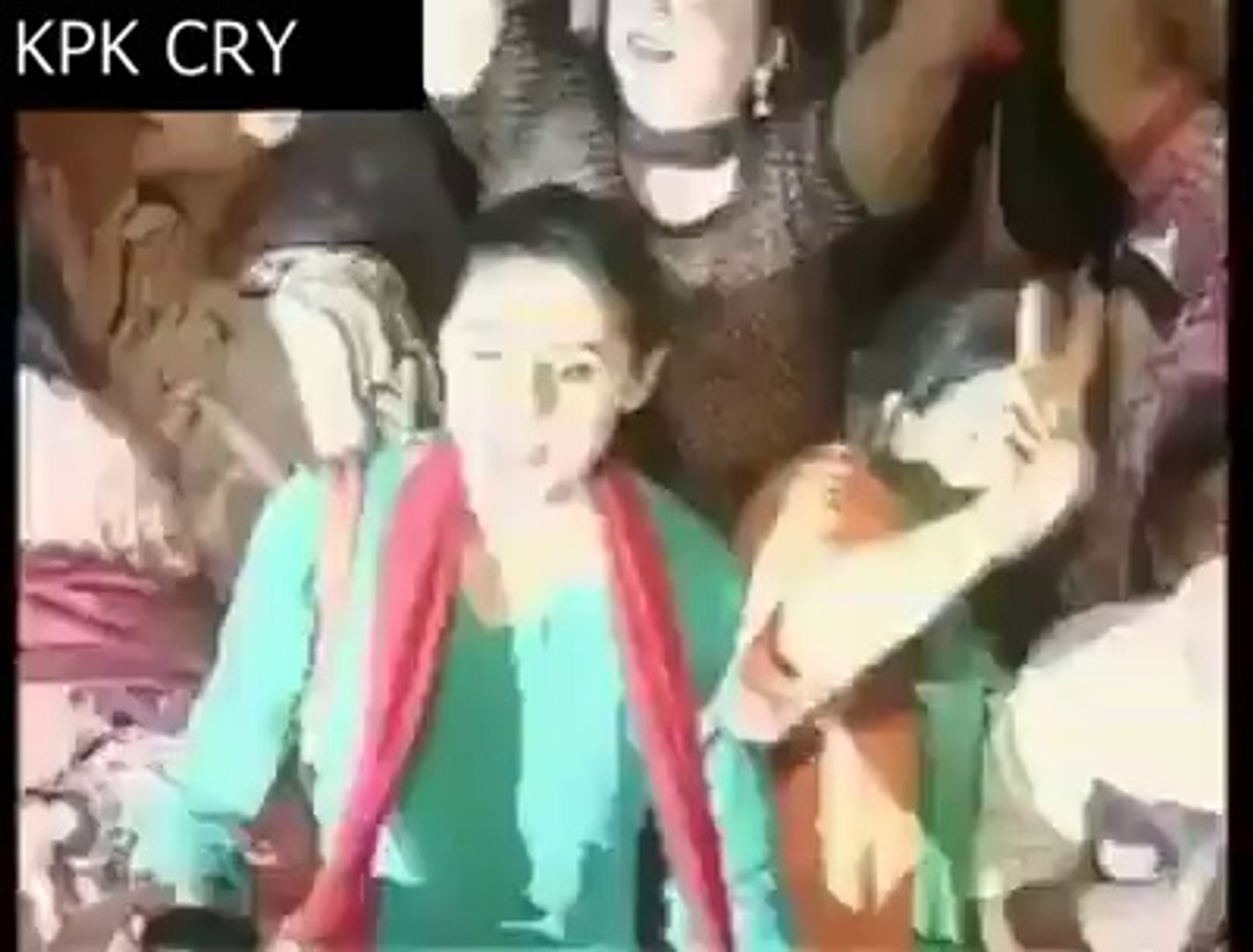 The Girl Zoya Ali ,Who Proposed Imran Khan, Dancing with a boy in PTI  Sit-in - video Dailymotion