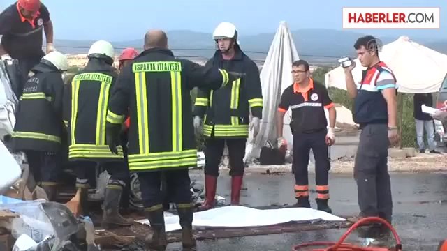 Afyonkarahisar'da Karşı Şeride Geçen TIR, Ölüm Saçtı: 4 Ölü