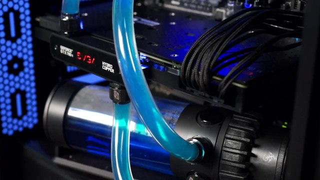 Phanteks Enthoo Luxe Watercooling Showcase and Review