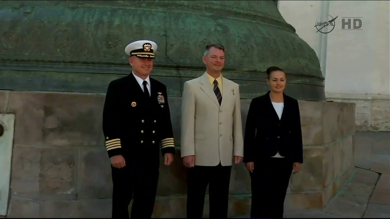 [ISS] Expedition 41 Crew Members Meet Media at Star City, Russia