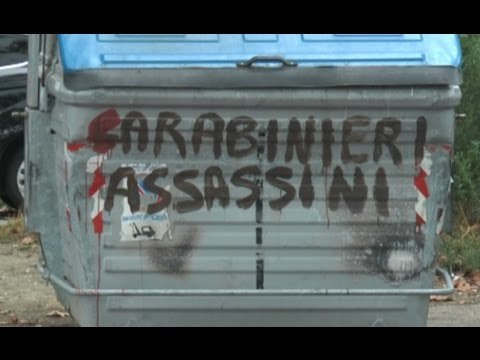 Napoli - Davide Bifolco, scritte contro i carabinieri al Rione Traiano -live- (06.09.14)