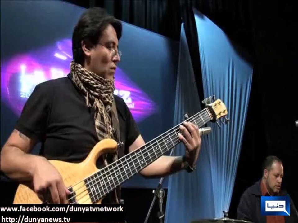 Dunya News - Blind nine-year-old jazz pianist Jose Andre Montanho shows his skills