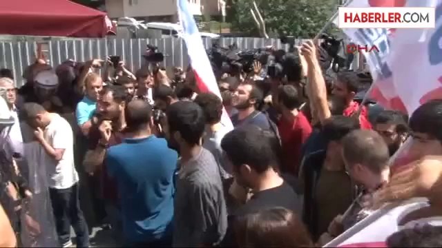 10 İşçinin Öldüğü Şantiye Önünde Eylemler