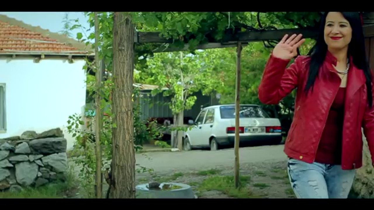 Başkentli Volkan - Bir Kenara Yaz Beni (2014)